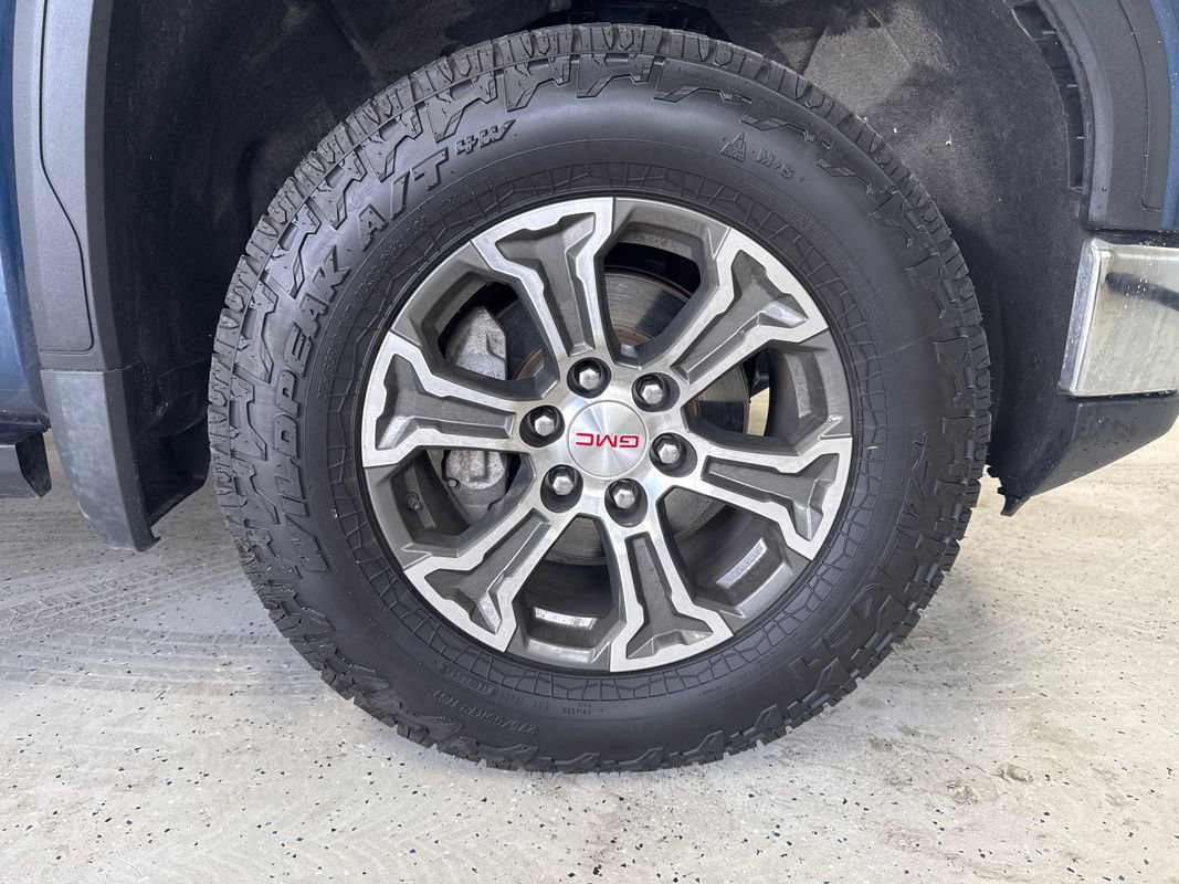 Used 2023 GMC Sierra 1500 SLE AWD/4WD image 12