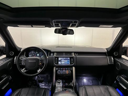 Used 2014 Land Rover Range Rover HSE image 24