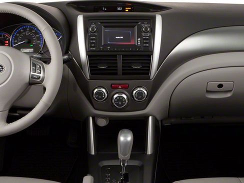Used 2010 Subaru Forester 2.5X AWD/4WD image 15