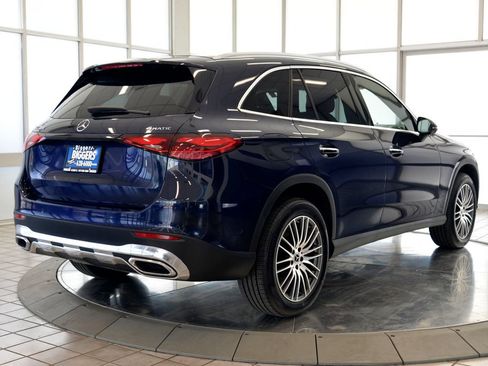 Used 2023 Mercedes-Benz GLC 300 4MATIC image 8