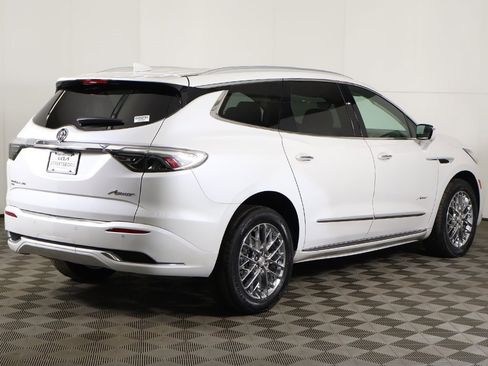 Used 2023 Buick Enclave Avenir w/ Avenir Technology Package image 16