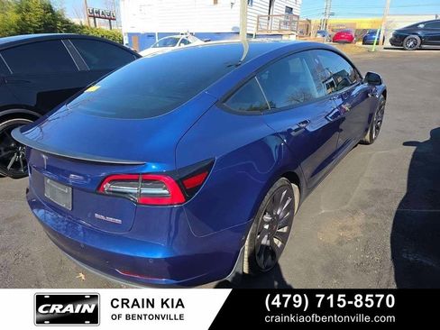 Used 2021 Tesla Model 3 Performance image 4