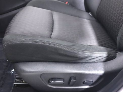 Used 2020 Nissan Rogue SV AWD/4WD image 32