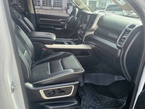Used 2020 RAM 1500 Laramie AWD/4WD image 15