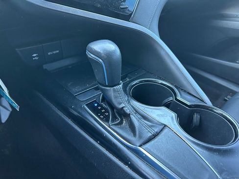 Used 2019 Toyota Camry SE image 27