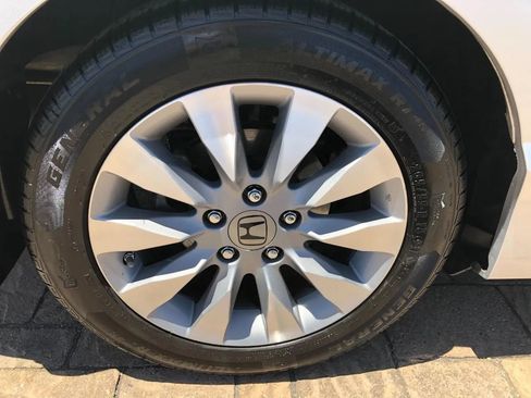 Used 2011 Honda Civic EX-L image 10