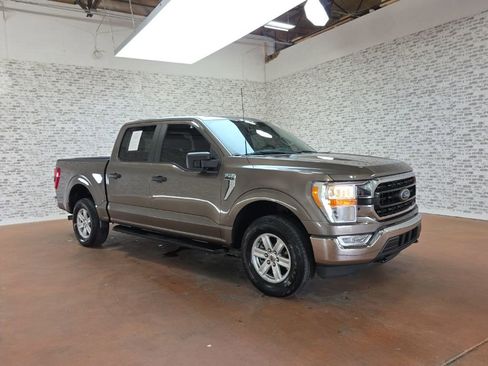 Used 2021 Ford F150 XLT w/ Trailer Tow Package AWD/4WD image 1