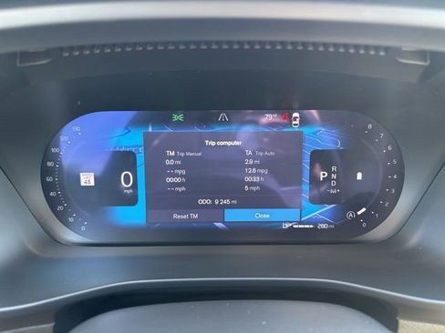 Certified 2026 Volvo XC40 B5 Plus AWD/4WD image 25