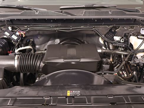 Used 2025 Chevrolet Silverado 2500 LTZ w/ LTZ Convenience Package AWD/4WD image 19