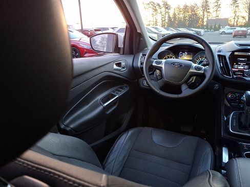 Used 2013 Ford Escape Titanium w/ Parking Technology Pkg image 14