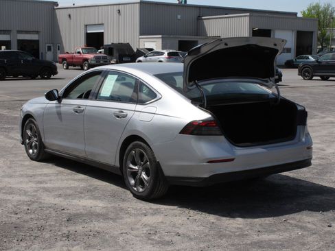 Used 2024 Honda Accord EX image 7