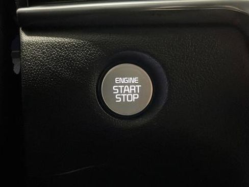 Used 2025 Kia Sorento SX AWD/4WD image 37