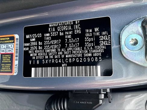 Used 2023 Kia Sorento LX FWD image 16
