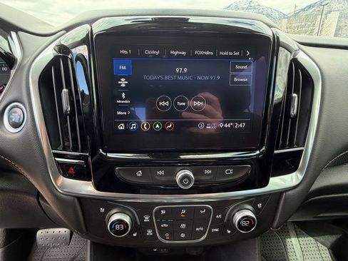 Used 2020 Chevrolet Traverse Premier w/ Redline Edition AWD/4WD image 24