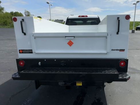 New 2025 GMC Sierra 2500 Pro w/ Convenience Package image 7