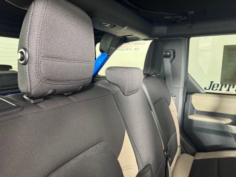 Used 2022 Ford Bronco Wildtrak AWD/4WD image 33
