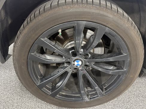 Used 2017 BMW X5 xDrive50i AWD/4WD image 14