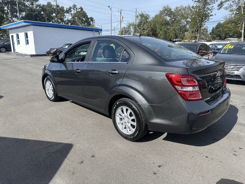 Used 2019 Chevrolet Sonic LT w/ Convenience Package image 6