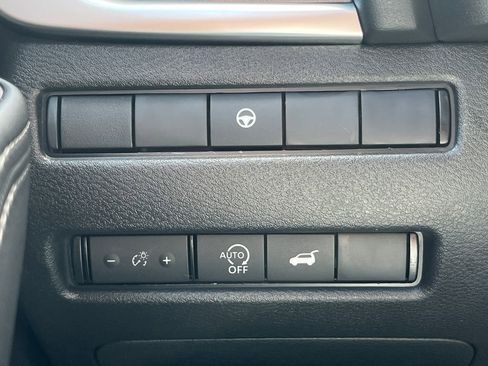 New 2026 Nissan Rogue SV AWD/4WD image 19