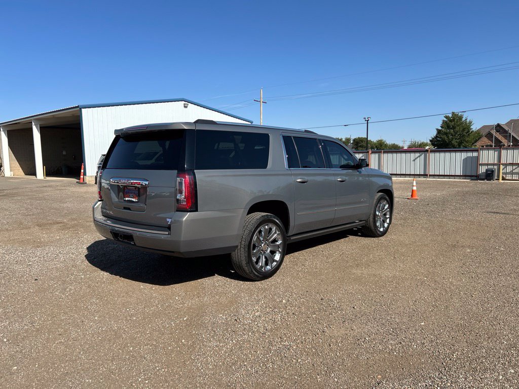 Used 2019 GMC Yukon XL Denali AWD/4WD image 6