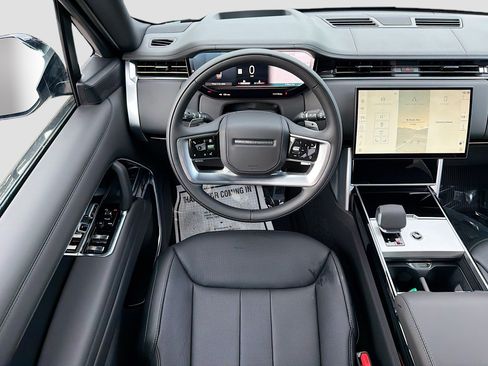 New 2026 Land Rover Range Rover SE AWD/4WD image 17