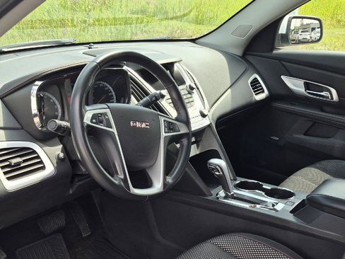Used 2011 GMC Terrain SLE FWD image 8