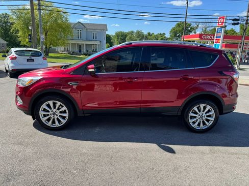 Used 2017 Ford Escape Titanium w/ Equipment Group 301A AWD/4WD image 7