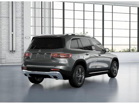 Used 2026 Mercedes-Benz GLB 250 image 21