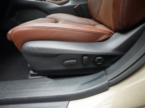 Used 2024 Subaru Outback Touring w/ Popular Package #2 image 30