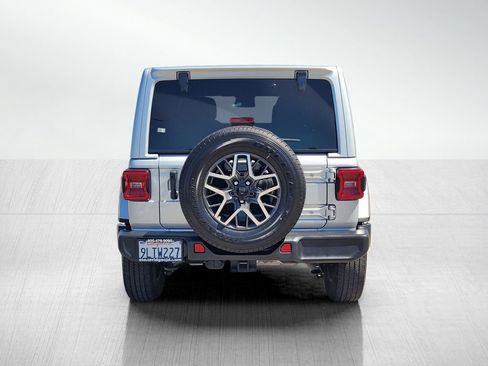 Used 2024 Jeep Wrangler Sahara image 5