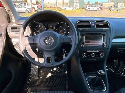 Used 2012 Volkswagen Golf 2-Door image 7