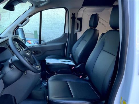 New 2025 Ford Transit 350 148 Low Roof AWD image 9