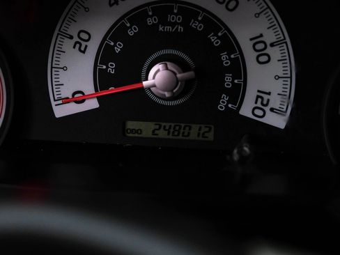 Used 2007 Toyota FJ Cruiser 4WD image 16