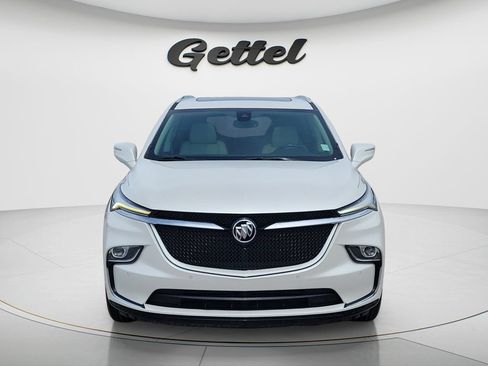 Used 2022 Buick Enclave Essence w/ Experience Buick Package FWD image 2