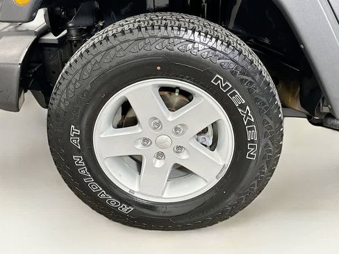 Used 2017 Jeep Wrangler Unlimited Sport w/ Quick Order Package 24S image 8