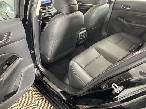 Used 2024 Nissan Altima 2.5 SL image 23