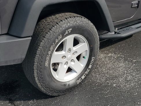 Used 2017 Jeep Wrangler Unlimited Sport w/ Quick Order Package 24S image 7