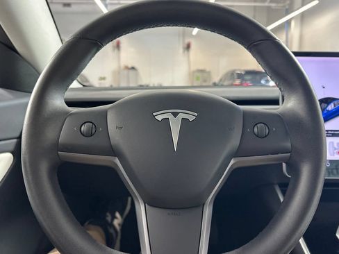 Used 2020 Tesla Model 3 Long Range AWD/4WD image 25