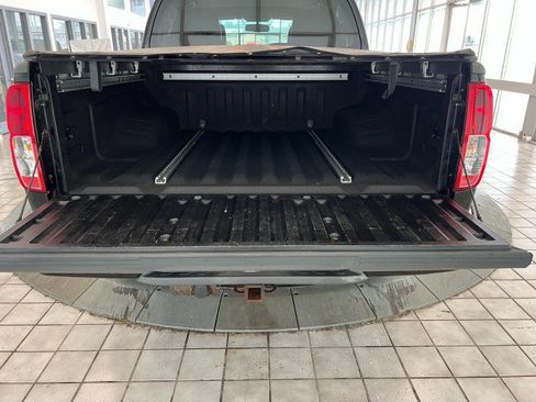 Used 2012 Nissan Frontier PRO-4X w/ Pro-4x Luxury Pkg AWD/4WD image 38