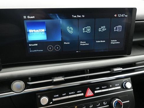 New 2025 Hyundai Tucson SE image 18