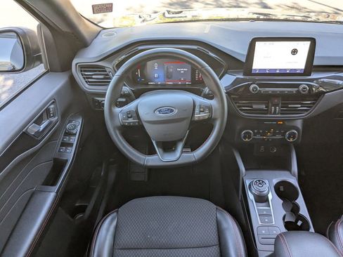 Used 2024 Ford Escape ST-Line image 15