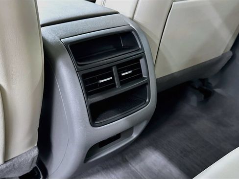 Used 2021 Cadillac XT5 Premium Luxury w/ LPO, Floor Liner Package AWD/4WD image 30