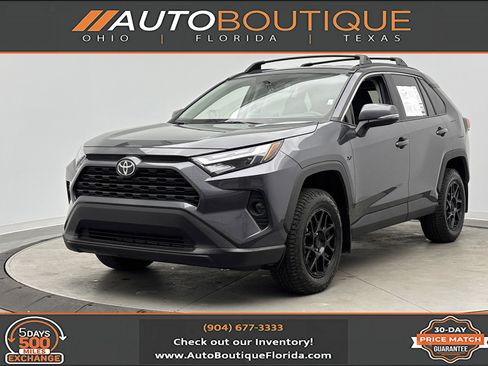 Used 2025 Toyota RAV4 XLE image 1