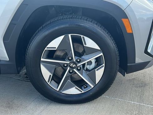Used 2025 Hyundai Tucson SEL FWD image 15