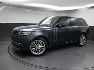 Used 2025 Land Rover Range Rover SE video 1