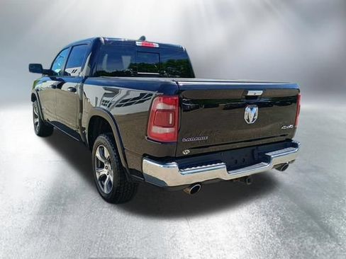 Used 2022 RAM 1500 Laramie AWD/4WD image 3
