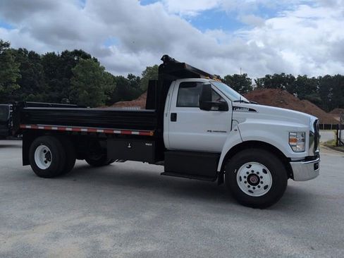New 2026 Ford F750 2WD Regular Cab Super Duty image 2