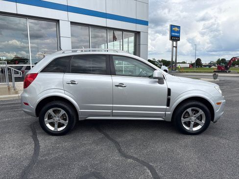Used 2013 Chevrolet Captiva Sport LT w/ Convenience Package FWD image 2