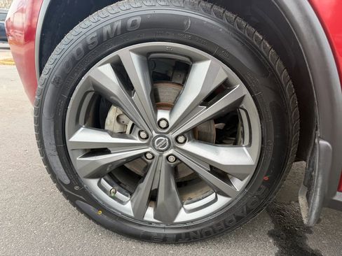 Used 2019 Nissan Murano Platinum w/ Cargo Package image 37