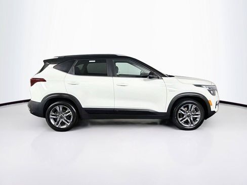 Used 2021 Kia Seltos S AWD/4WD image 12